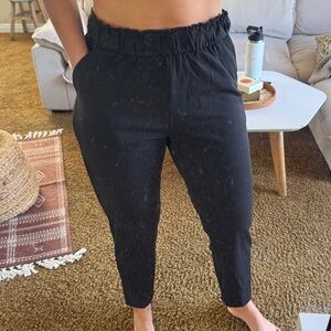 Women's Black Lululuemon Jogger Pants